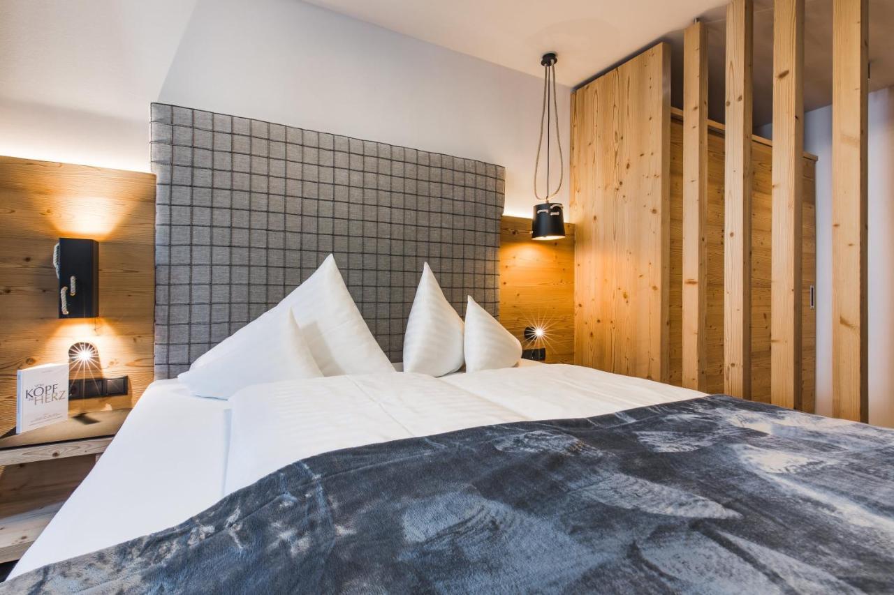Hotel Vier Jahreszeiten 장크트 리온하드 임 피츠탈 외부 사진